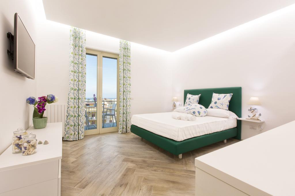 Il Golfo Suites Sorrento Buitenkant foto
